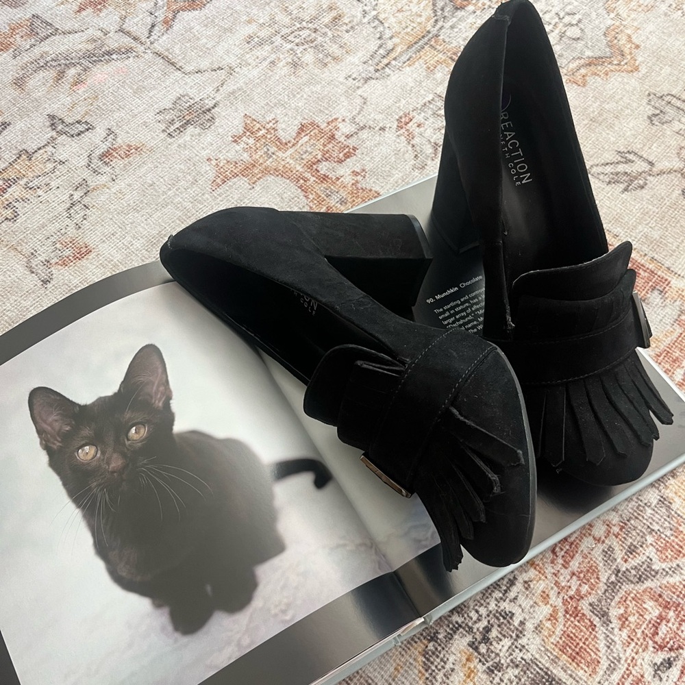 Kenneth Cole Reaction Black Fringe Heels